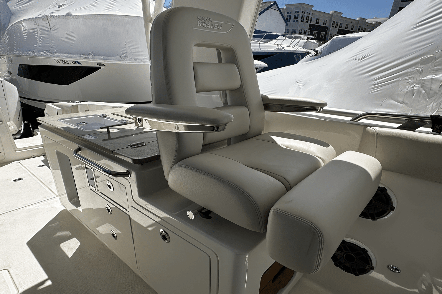 2021 Boston Whaler 380 REALM Image Thumbnail #16