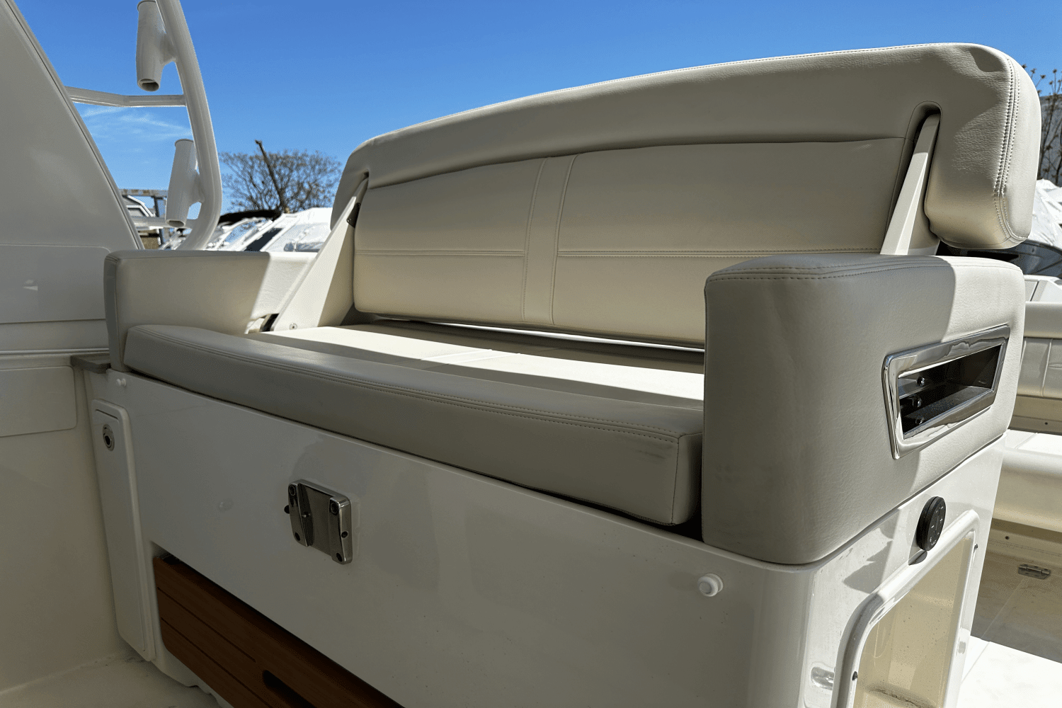 2021 Boston Whaler 380 REALM Image Thumbnail #11