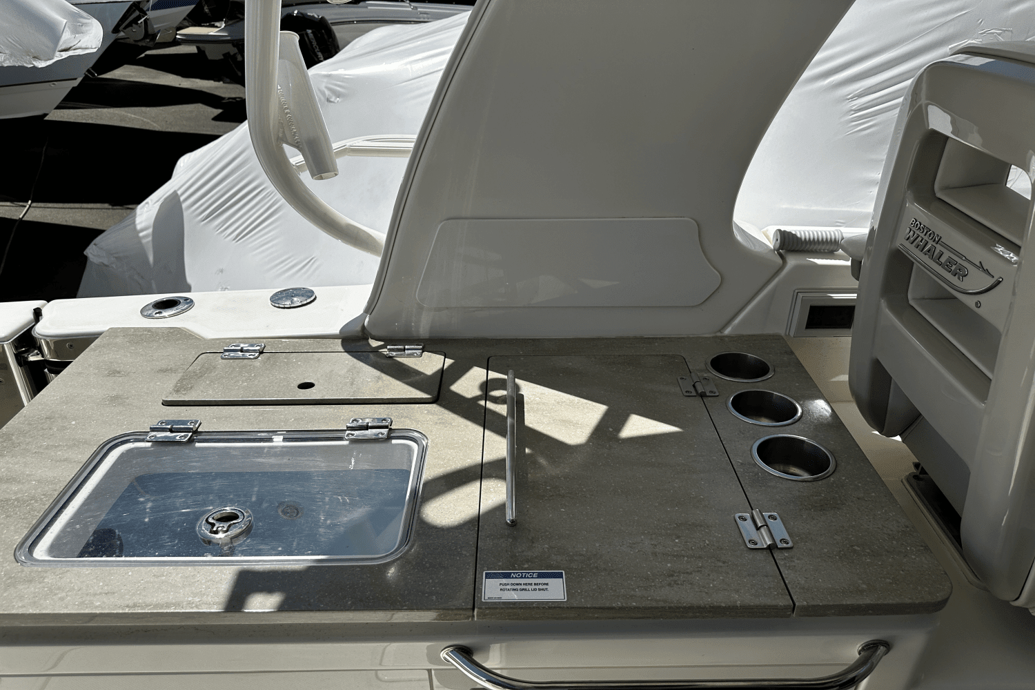 2021 Boston Whaler 380 REALM Image Thumbnail #18