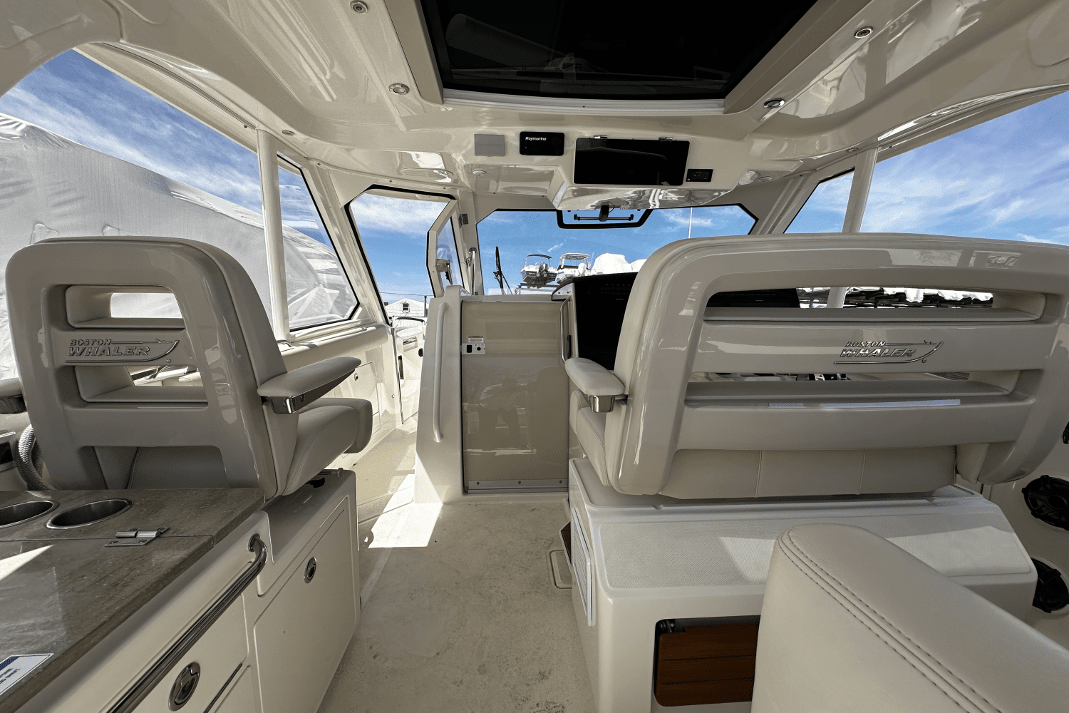 2021 Boston Whaler 380 REALM Image Thumbnail #15