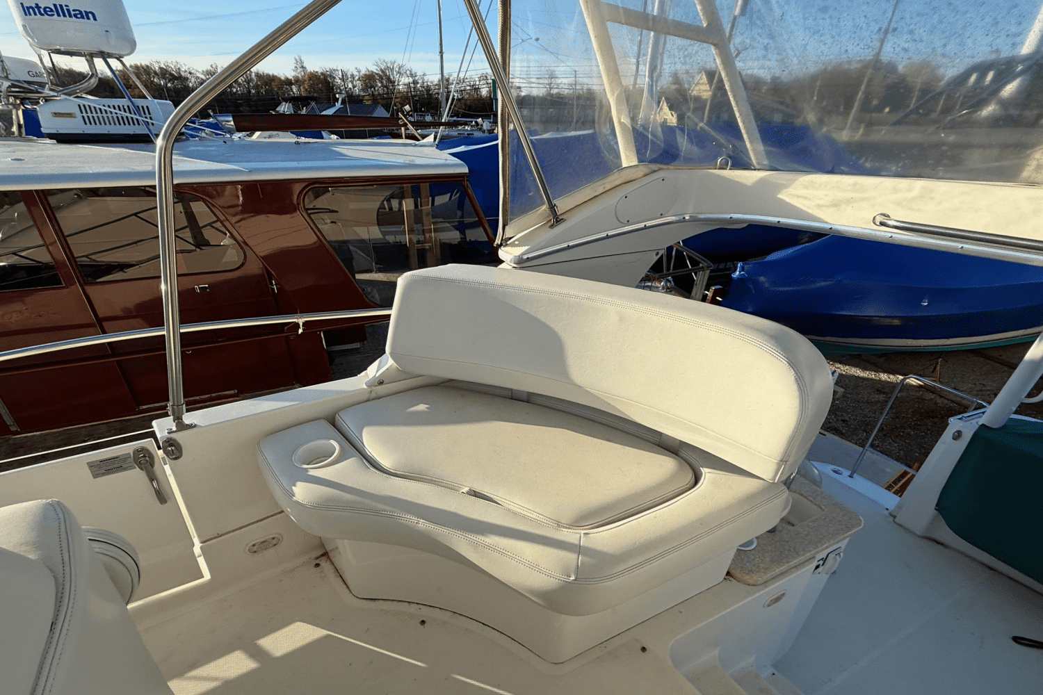 2004 Silverton
                                                             39 MOTOR YACHT Image Thumbnail #9