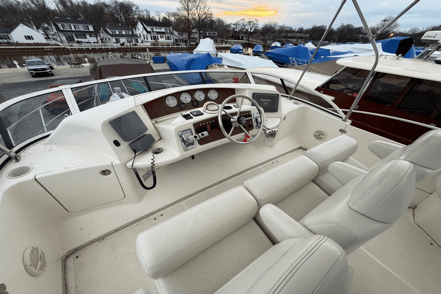 2004 Silverton
                                                             39 MOTOR YACHT Image Thumbnail #13