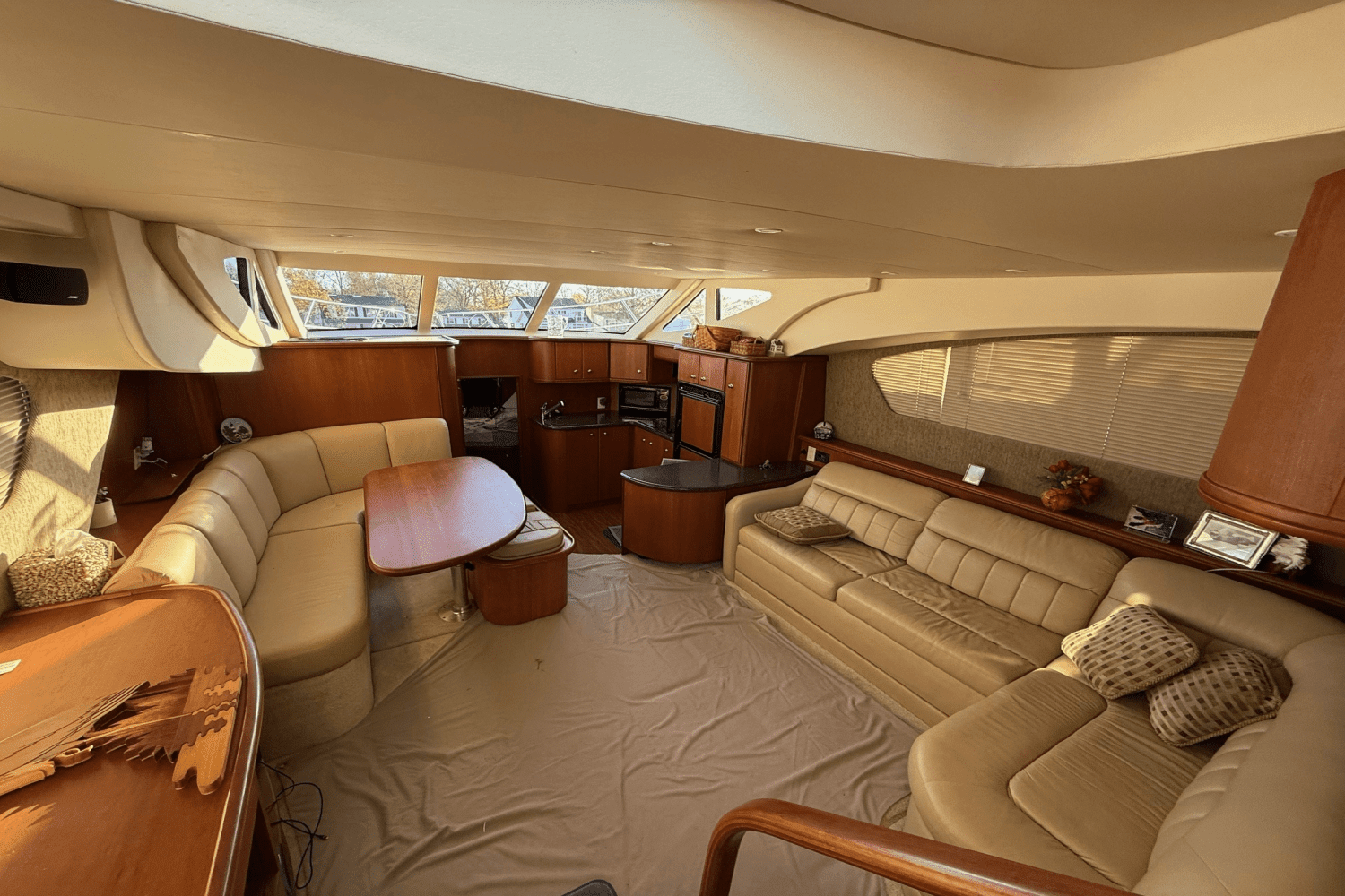 2004 Silverton
                                                             39 MOTOR YACHT Image Thumbnail #24