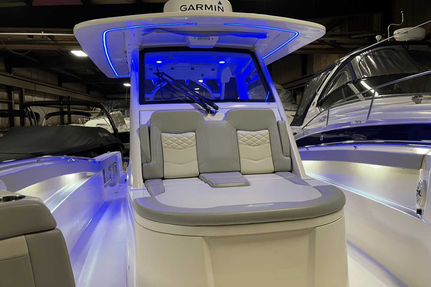 2023 Scout 330 LXF Image Thumbnail #14