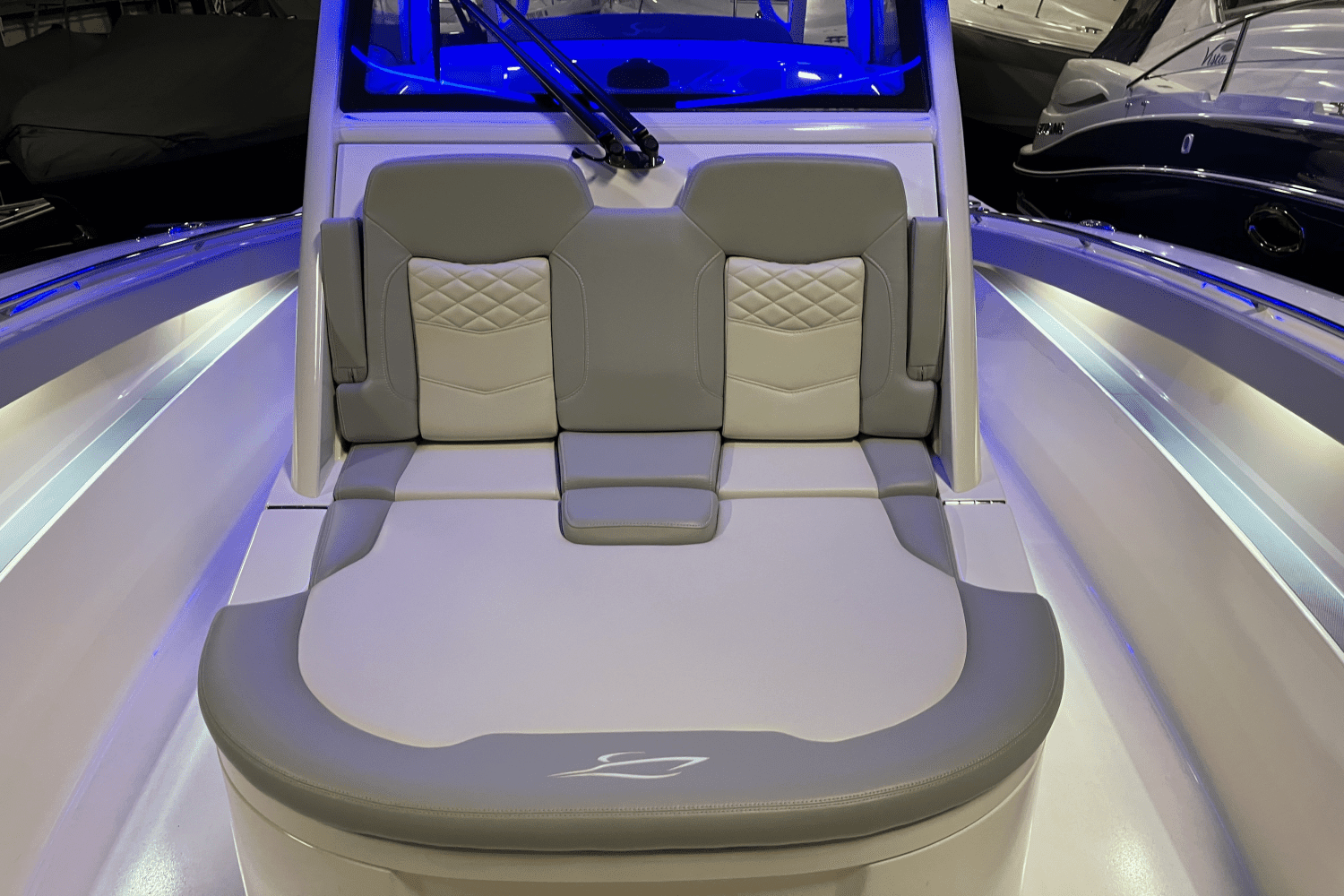 2023 Scout 330 LXF Image Thumbnail #13