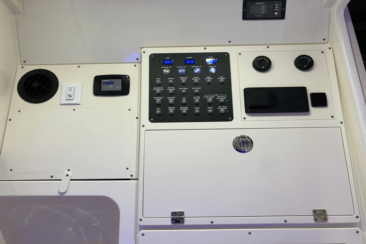2023 Scout 330 LXF Image Thumbnail #26