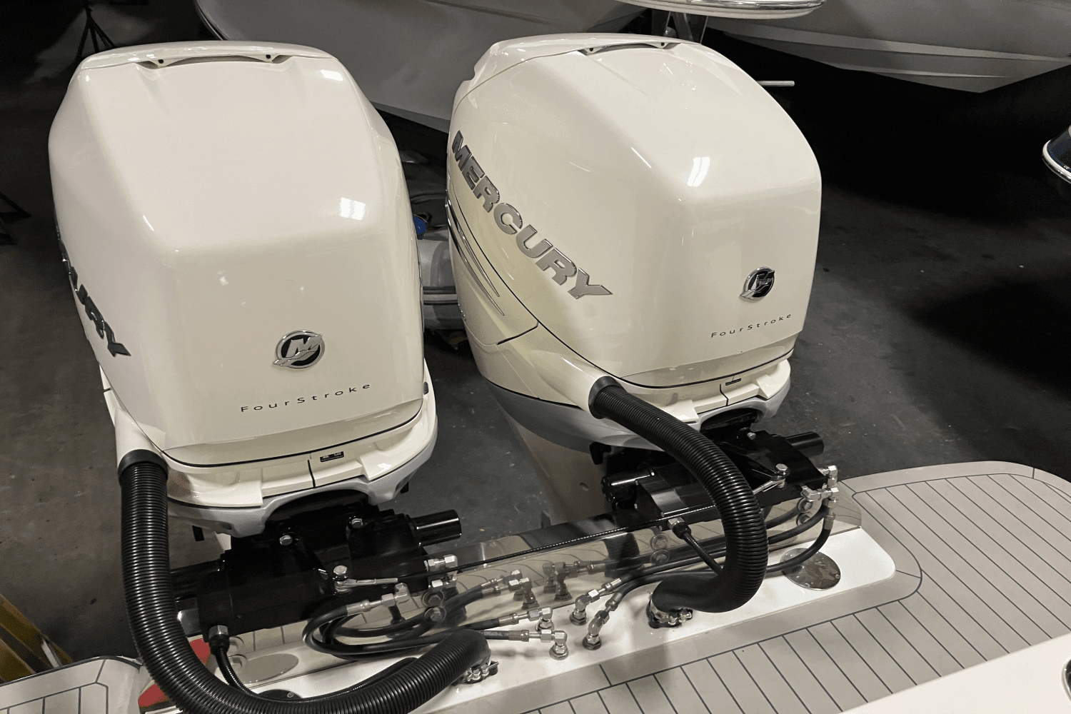 2023 Scout 330 LXF Image Thumbnail #54