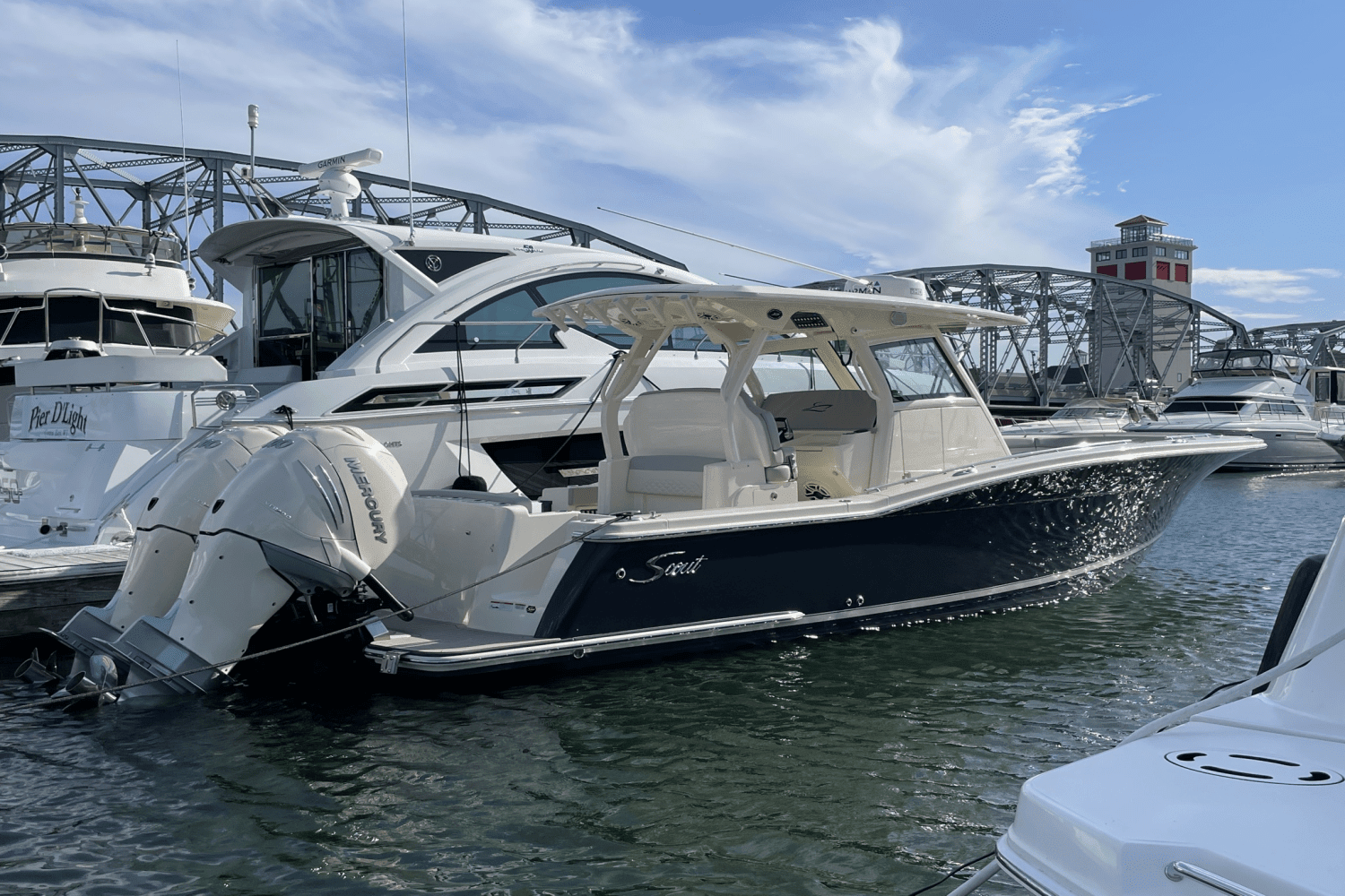 2023 Scout 330 LXF Image Thumbnail #2