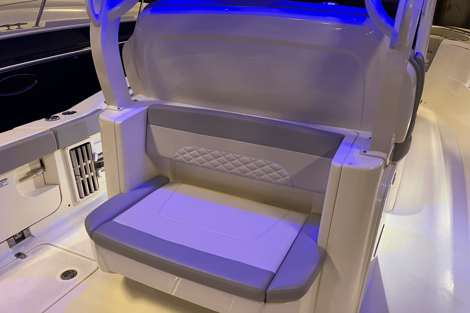 2023 Scout 330 LXF Image Thumbnail #40