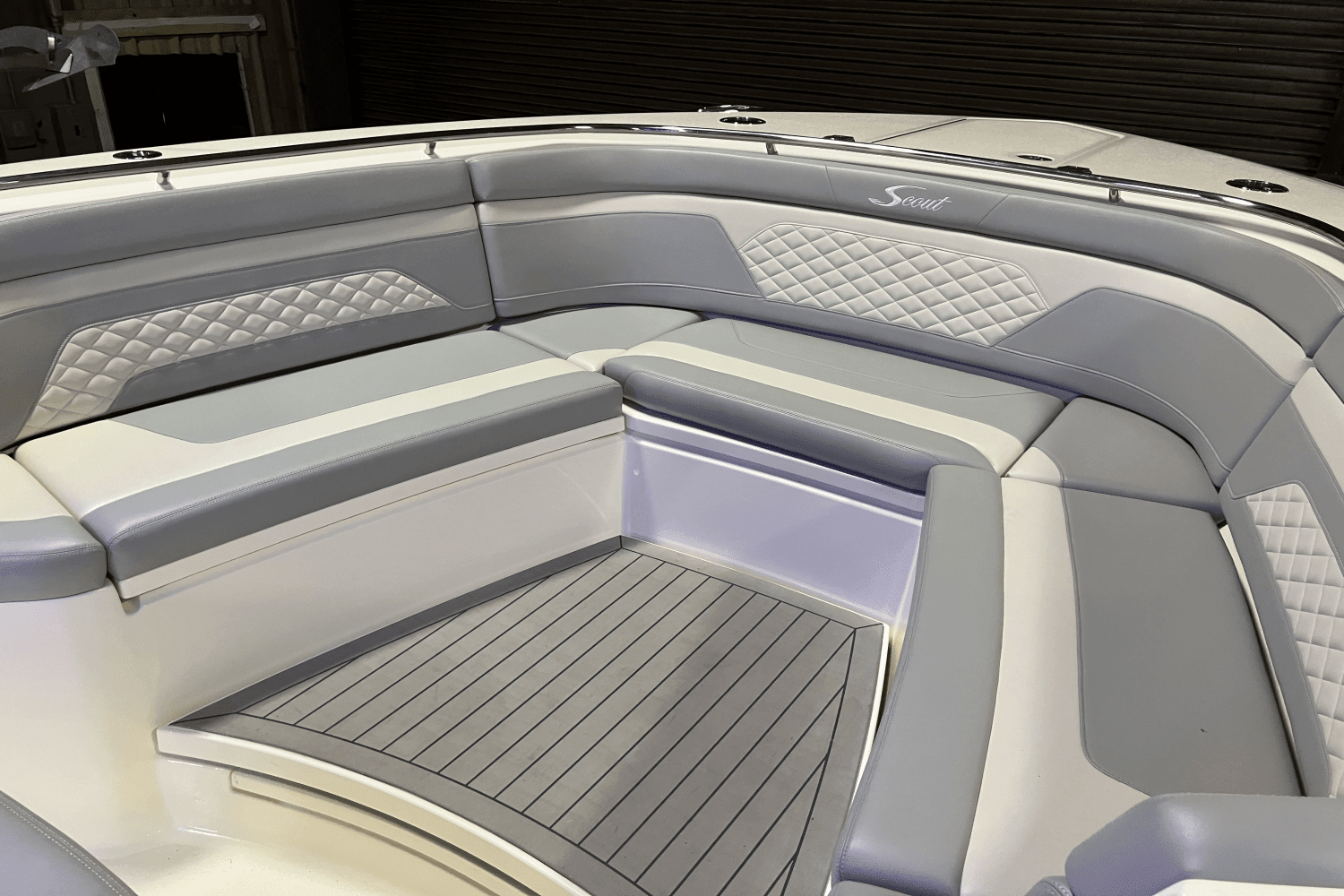 2023 Scout 330 LXF Image Thumbnail #18