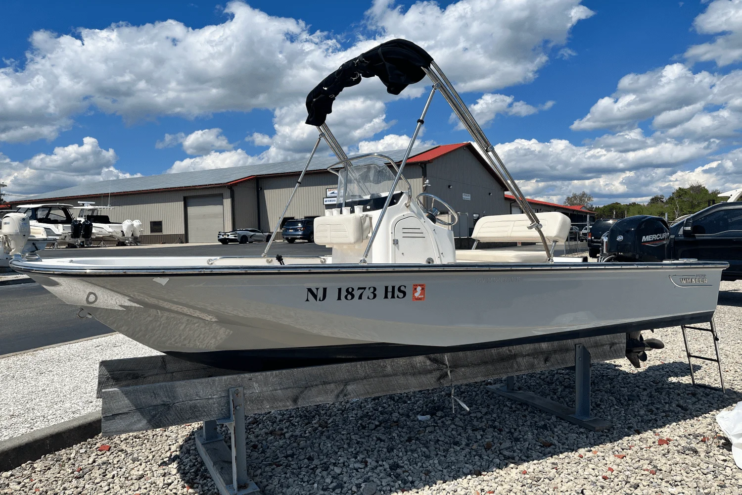 2023 Boston Whaler 150 MONTAUK Image Thumbnail #1