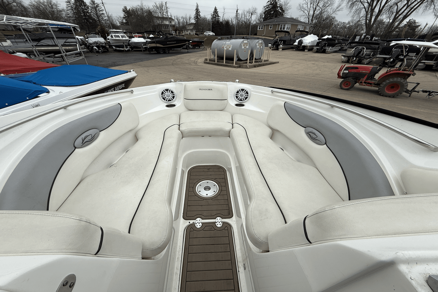 2015 Rinker CAPTIVA 276BR Image Thumbnail #12