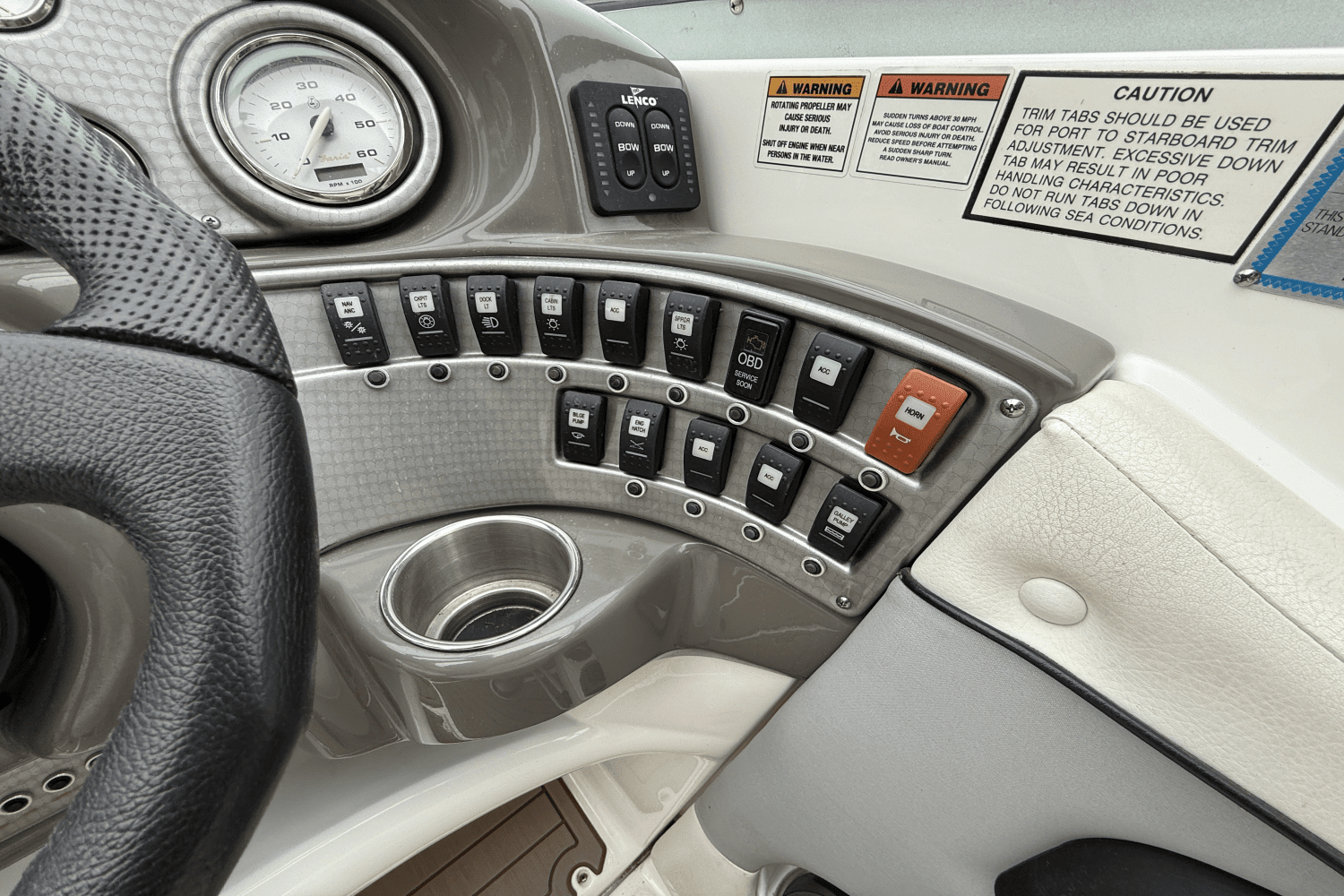 2015 Rinker CAPTIVA 276BR Image Thumbnail #8