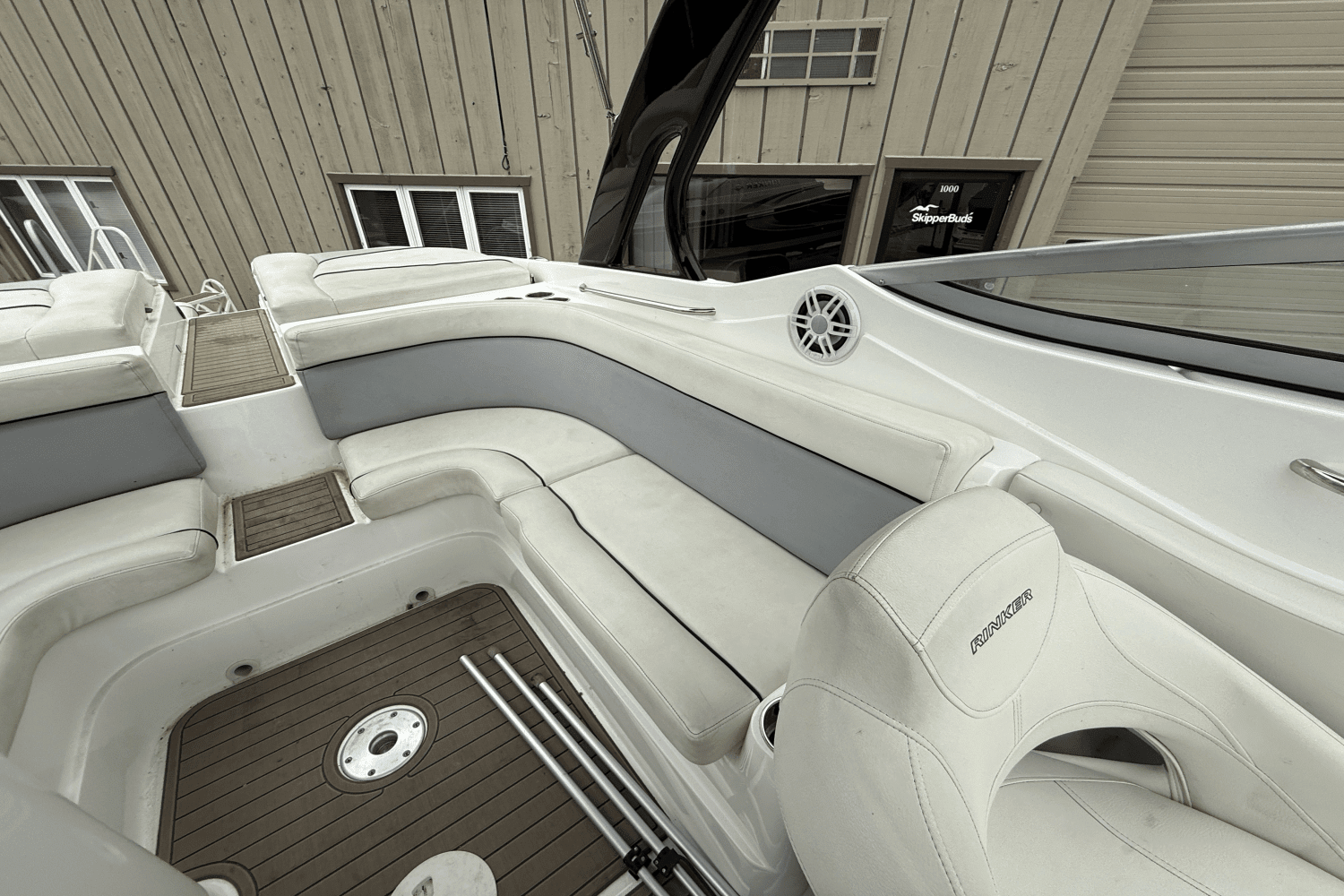 2015 Rinker CAPTIVA 276BR Image Thumbnail #18