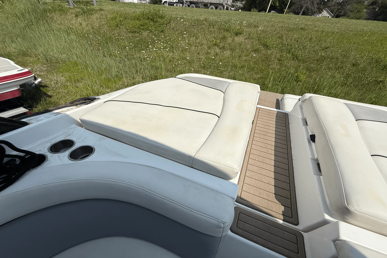 2015 Rinker CAPTIVA 276BR Image Thumbnail #8
