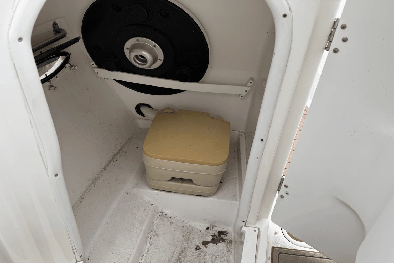 2015 Rinker CAPTIVA 276BR Image Thumbnail #34