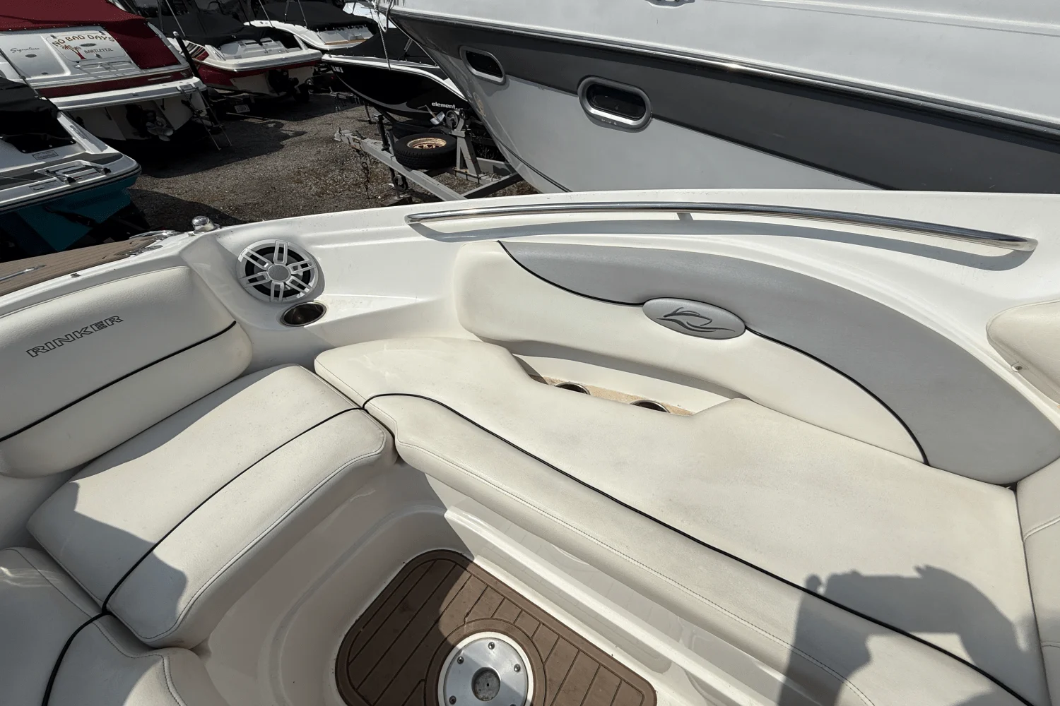 2015 Rinker CAPTIVA 276BR Image Thumbnail #14