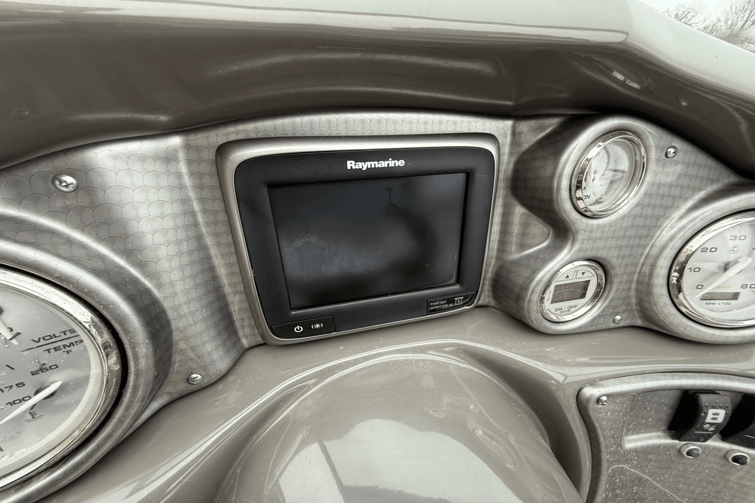 2015 Rinker CAPTIVA 276BR Image Thumbnail #10
