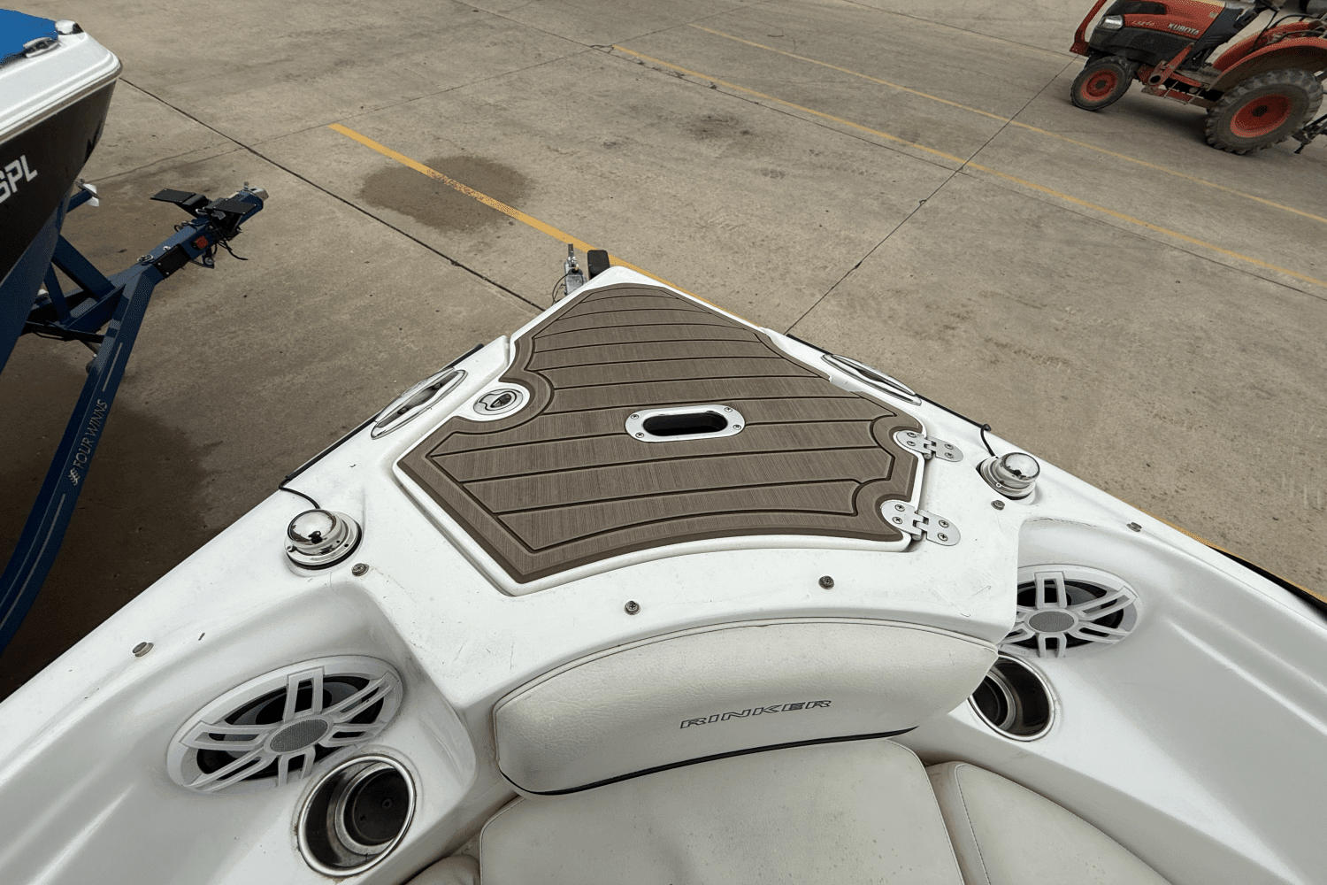 2015 Rinker CAPTIVA 276BR Image Thumbnail #14