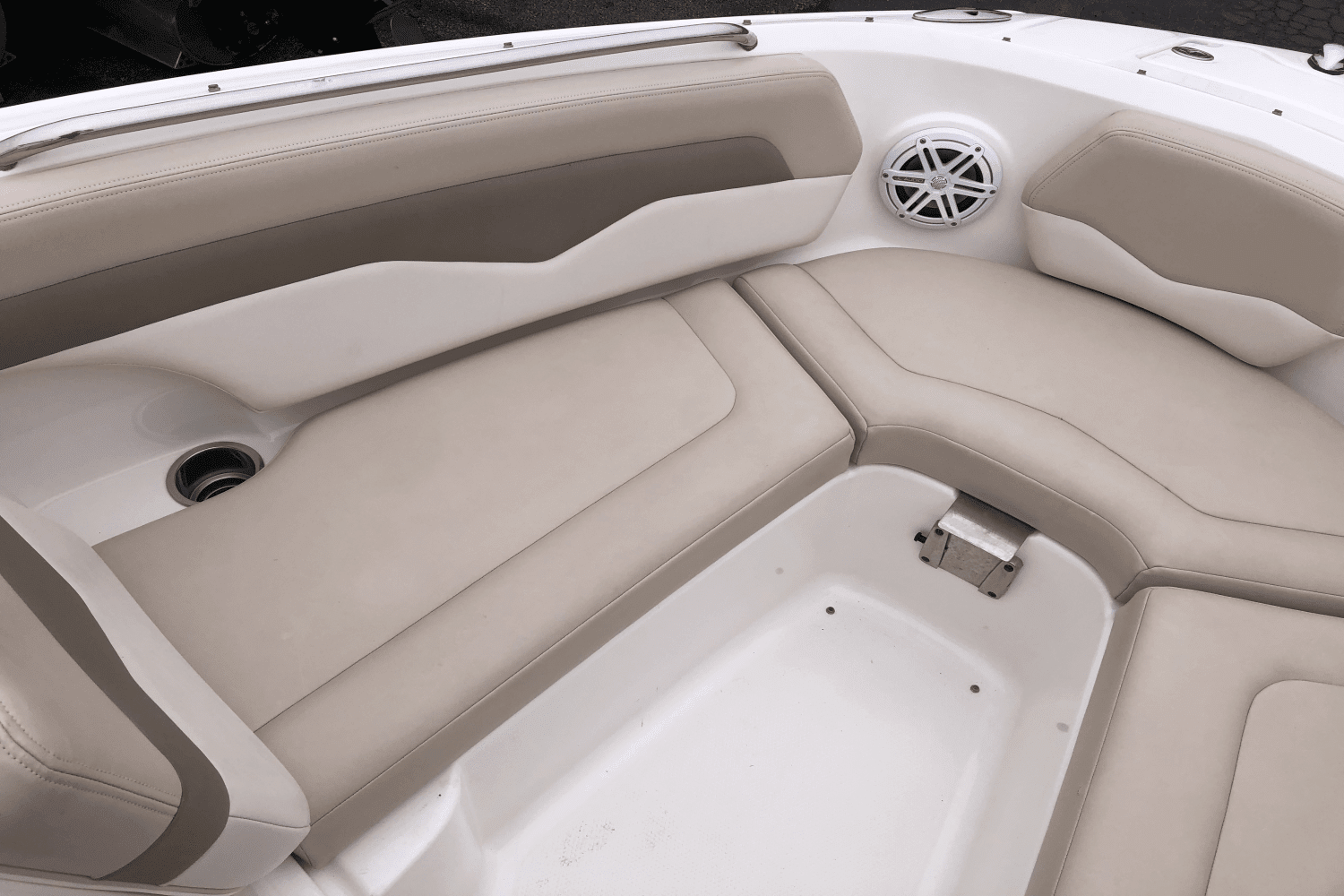 2011 Chaparral 226 SSI Image Thumbnail #14