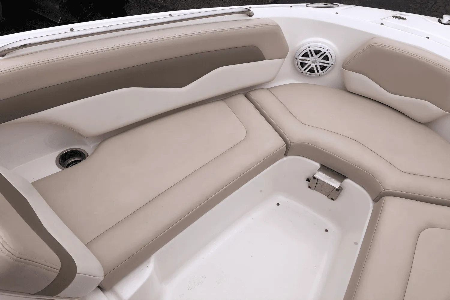 2011 Chaparral 226 SSI Image Thumbnail #14