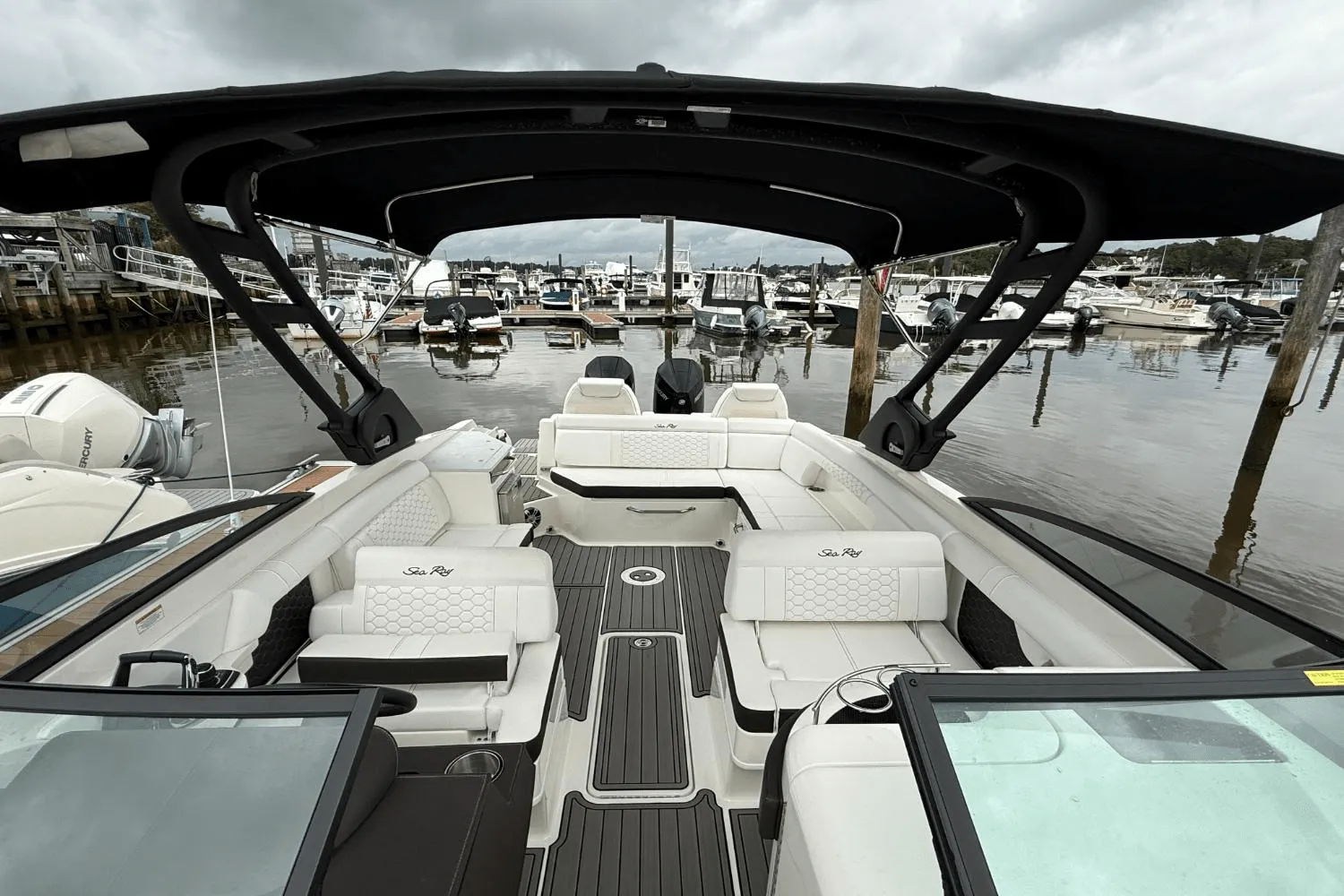 2024 Sea Ray 290 SDX OB Image Thumbnail #20