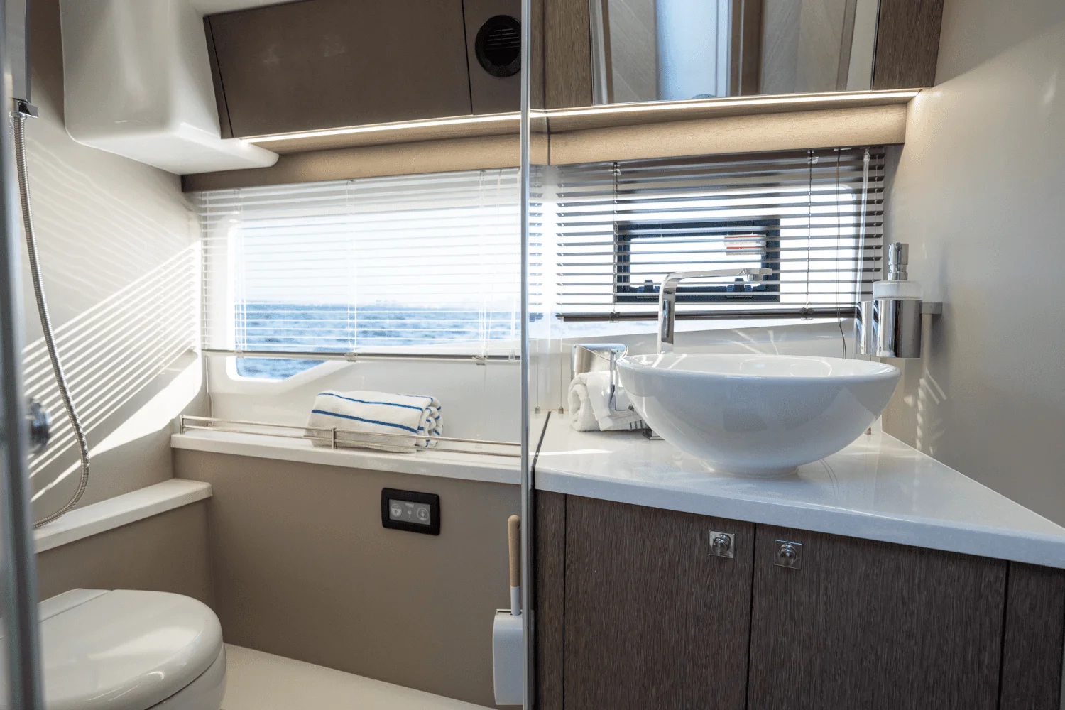 2021 Galeon 410 HTC Image Thumbnail #40