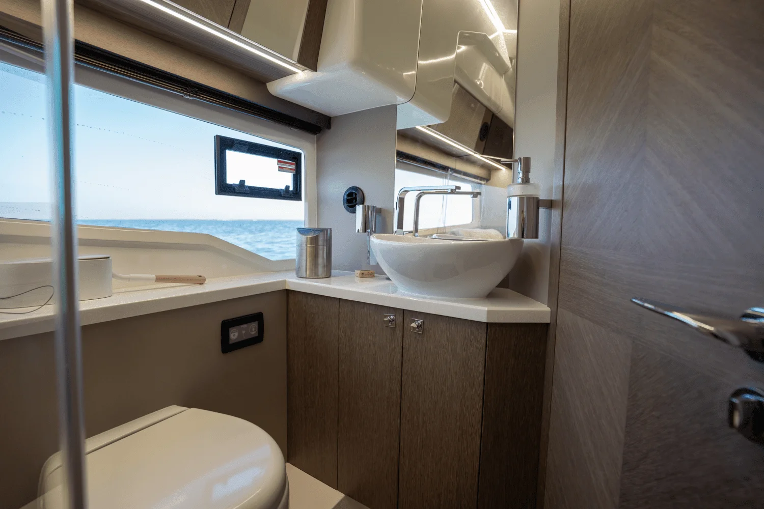 2021 Galeon 410 HTC Image Thumbnail #34