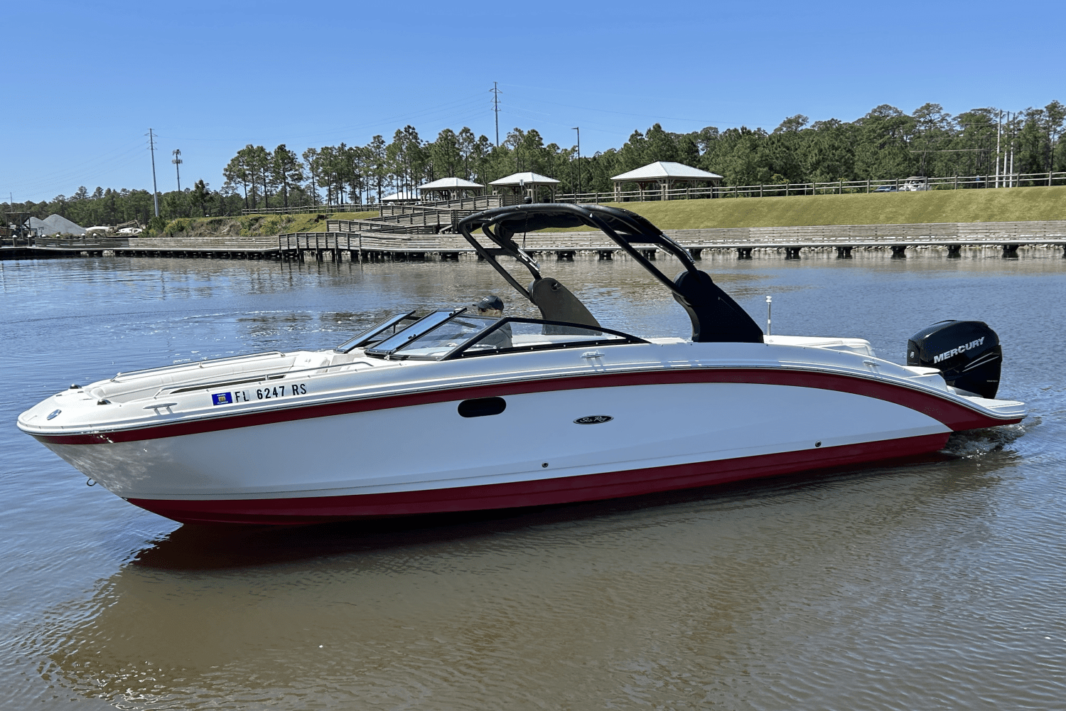 2018 Sea Ray 270 SD-OB Image Thumbnail #9