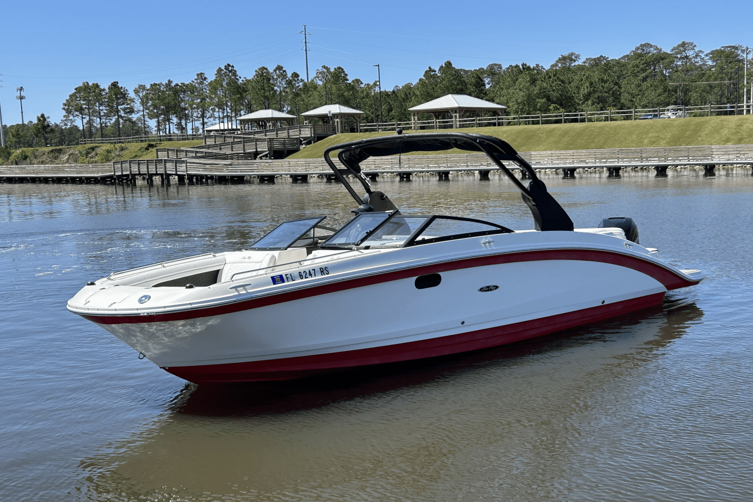 2018 Sea Ray 270 SD-OB Image Thumbnail #3