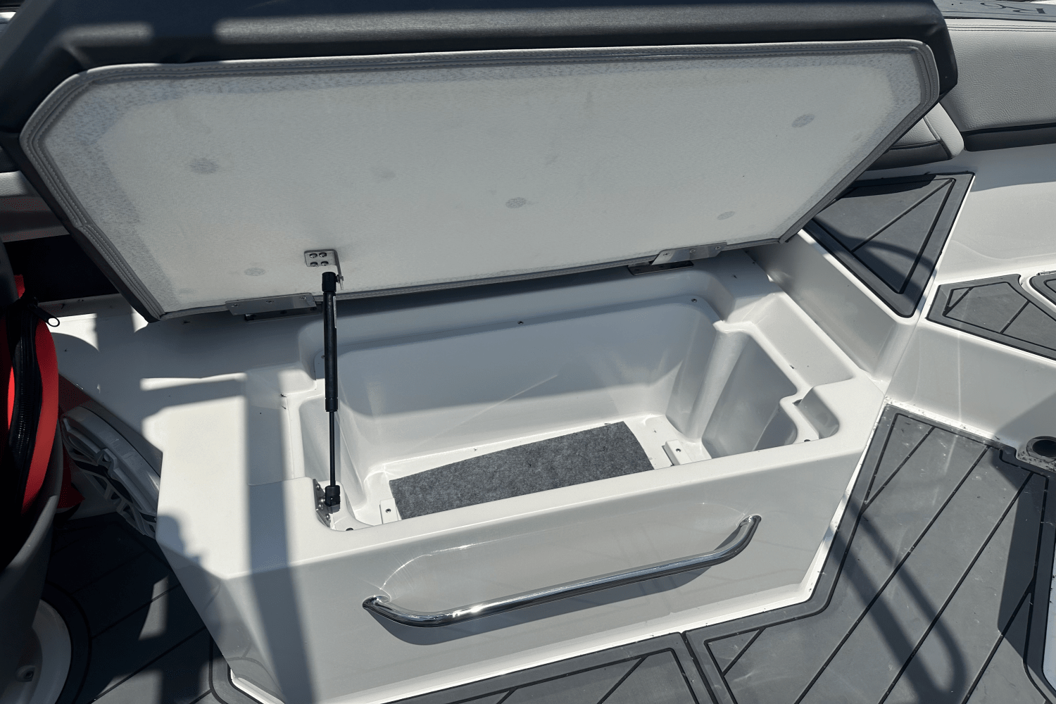 2021 Cobalt R6 Image Thumbnail #14