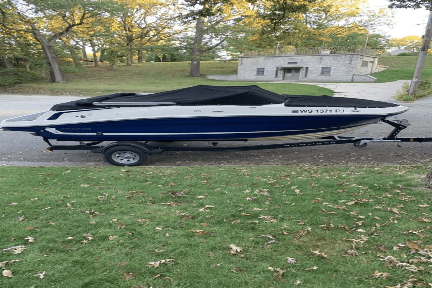 2021 Bayliner VR5 Bowrider I/O Image Thumbnail #17