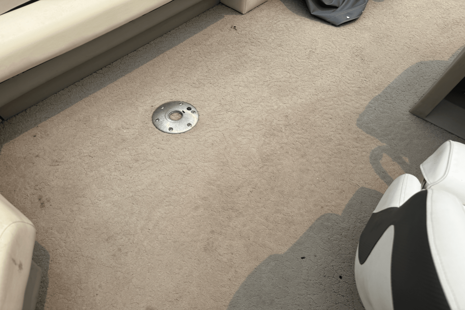 2010 Lowe SS210 Image Thumbnail #17