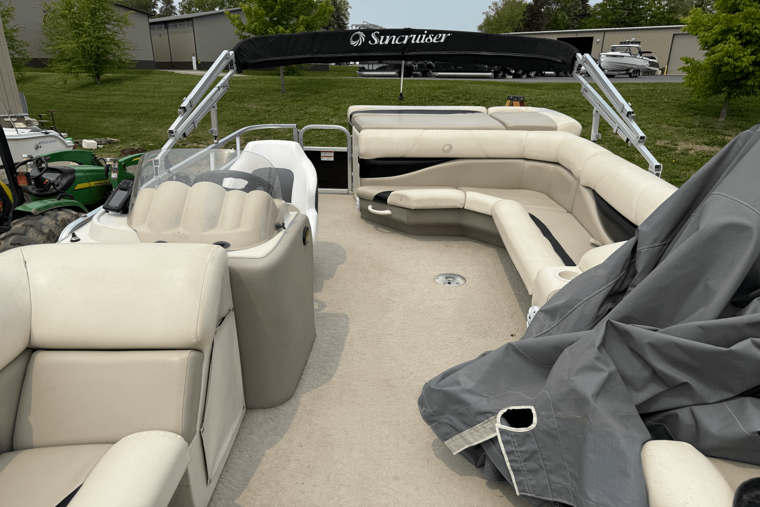 2010 Lowe SS210 Image Thumbnail #2