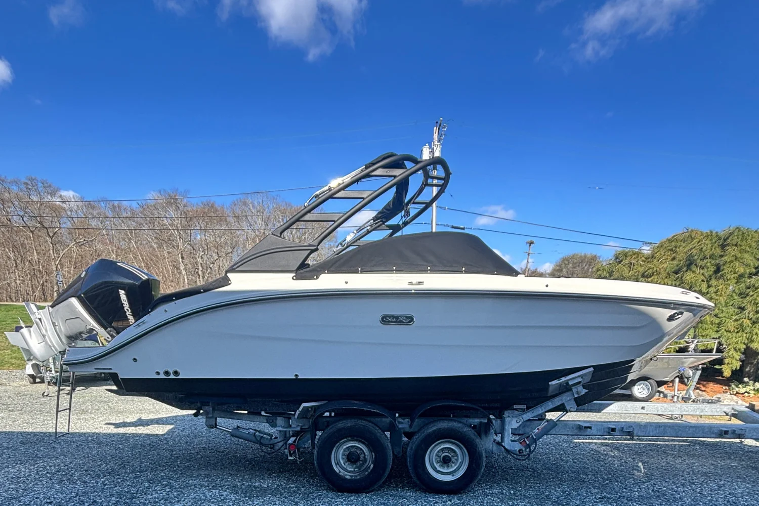 2026 Sea Ray SDX 230 Outboard Image Thumbnail #0