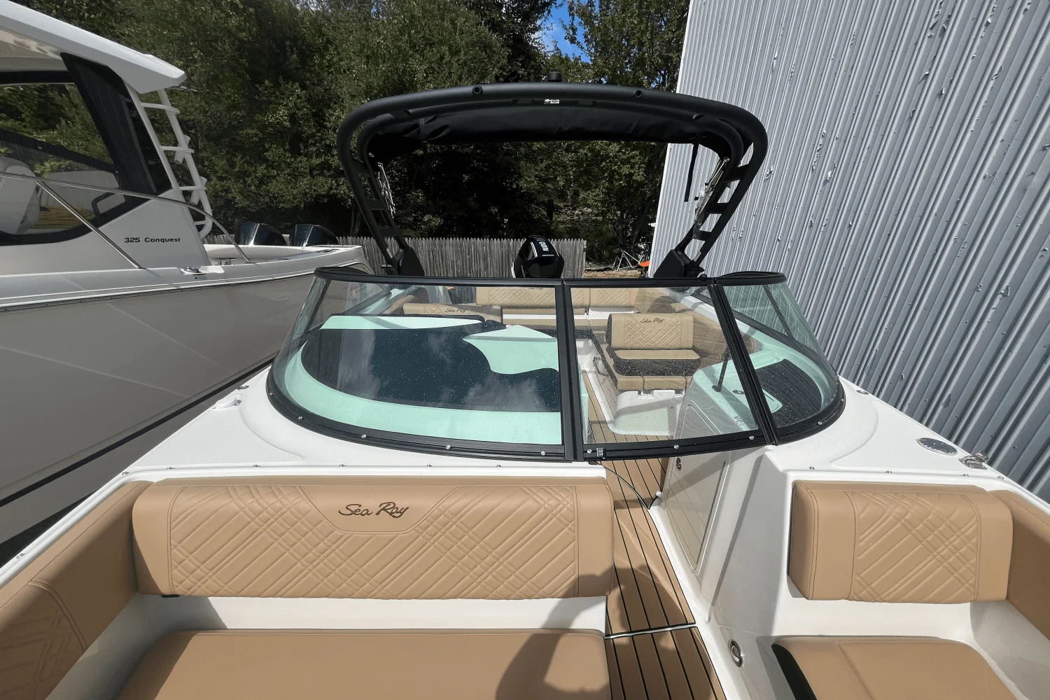 2026 Sea Ray SDX 230 Outboard Image Thumbnail #21