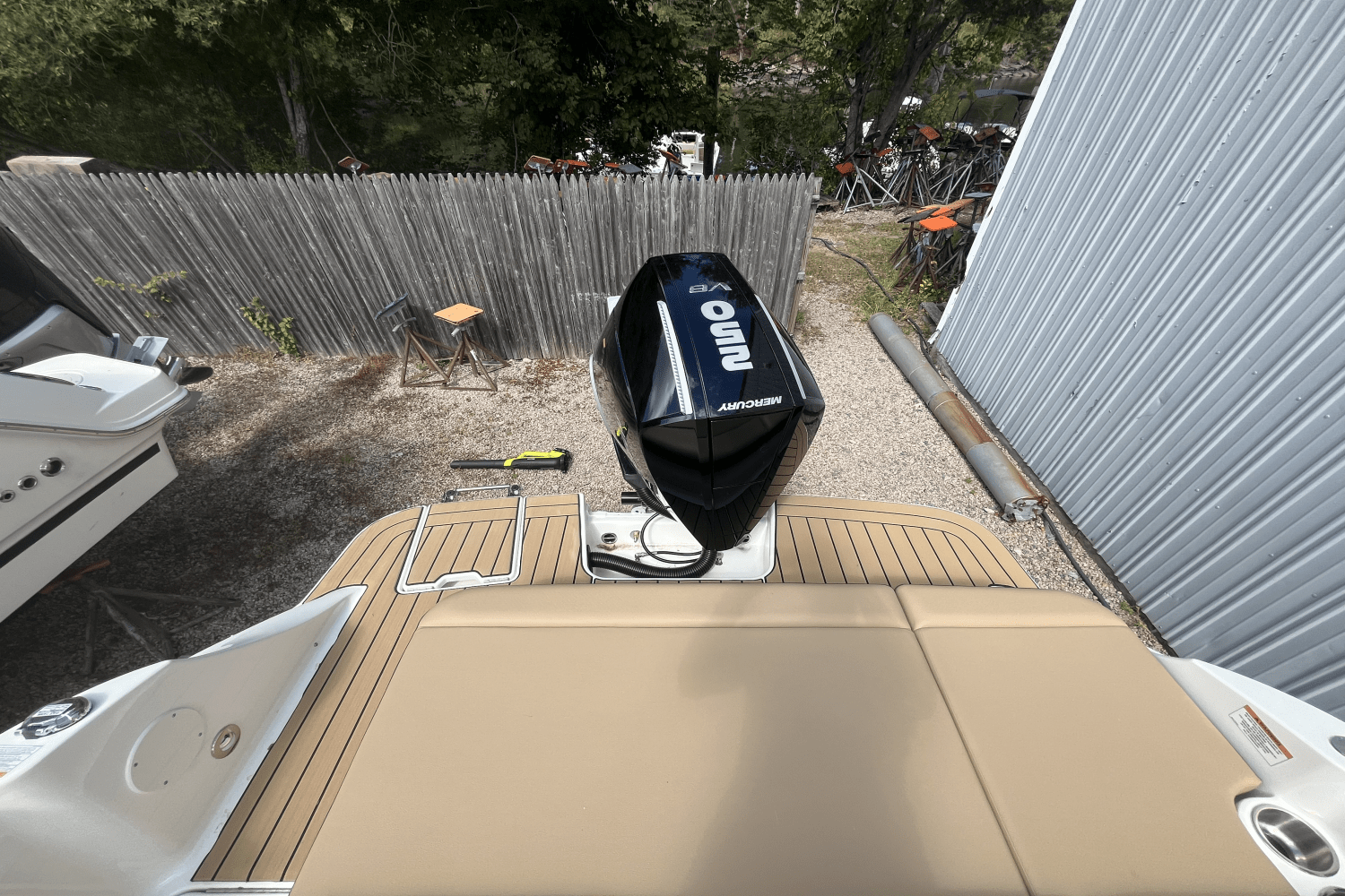 2026 Sea Ray SDX 230 Outboard Image Thumbnail #2