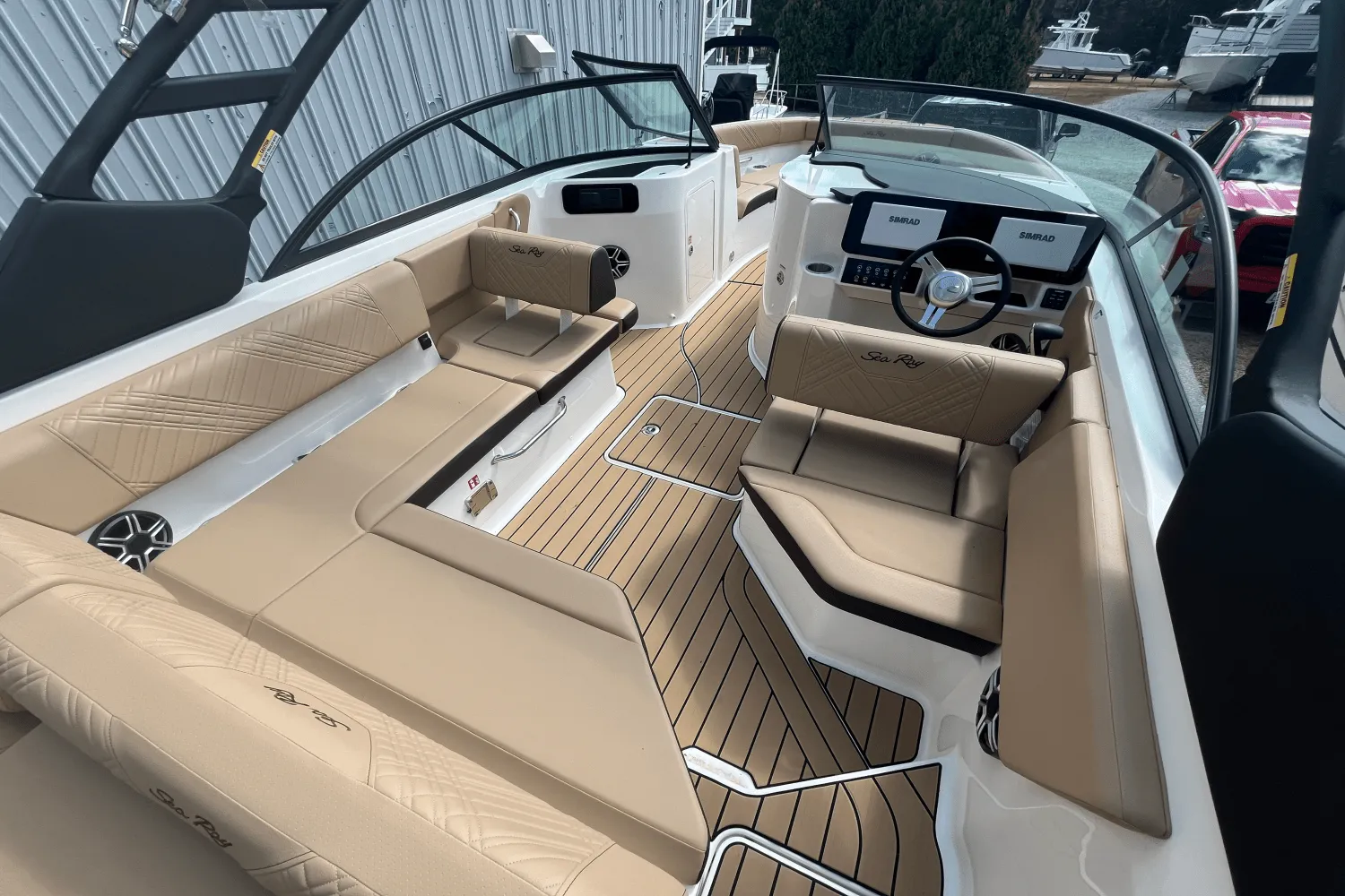 2026 Sea Ray SDX 230 Outboard Image Thumbnail #7