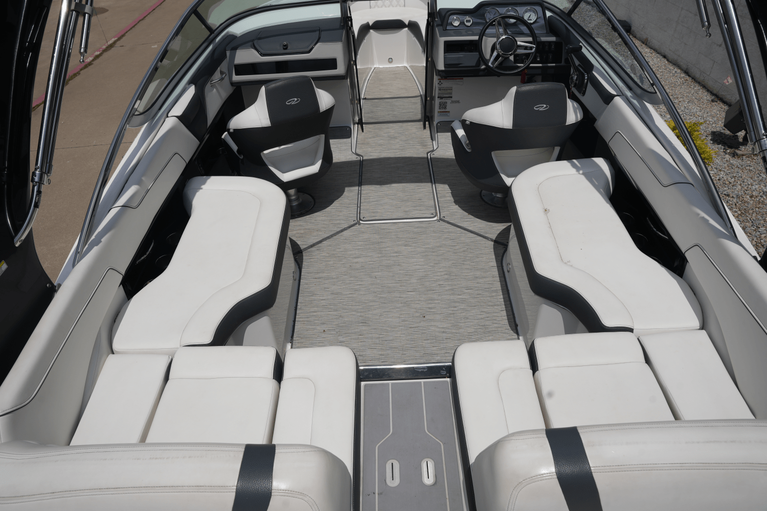 2019 Regal 2300 Image Thumbnail #8