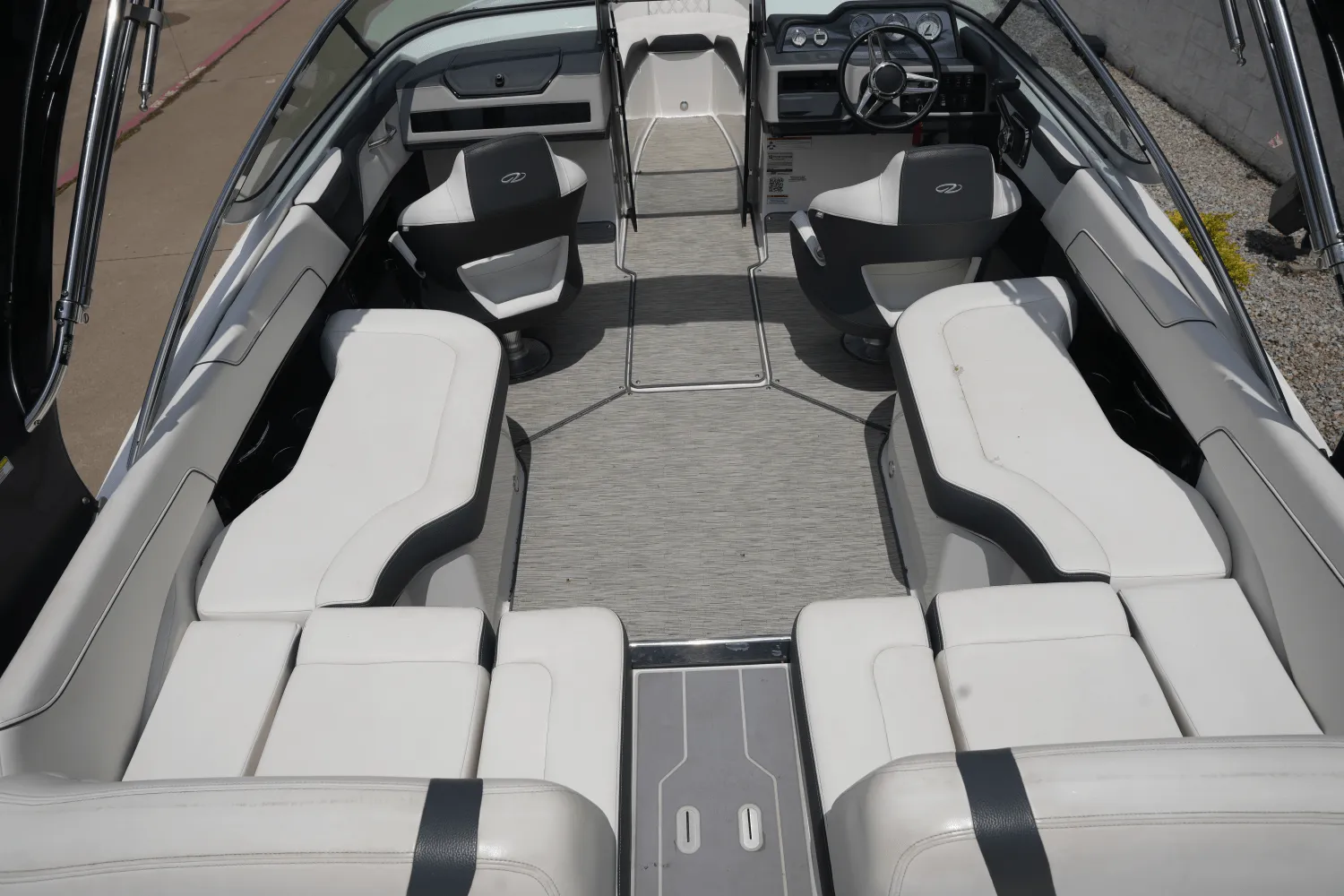 2019 Regal 2300 Image Thumbnail #8