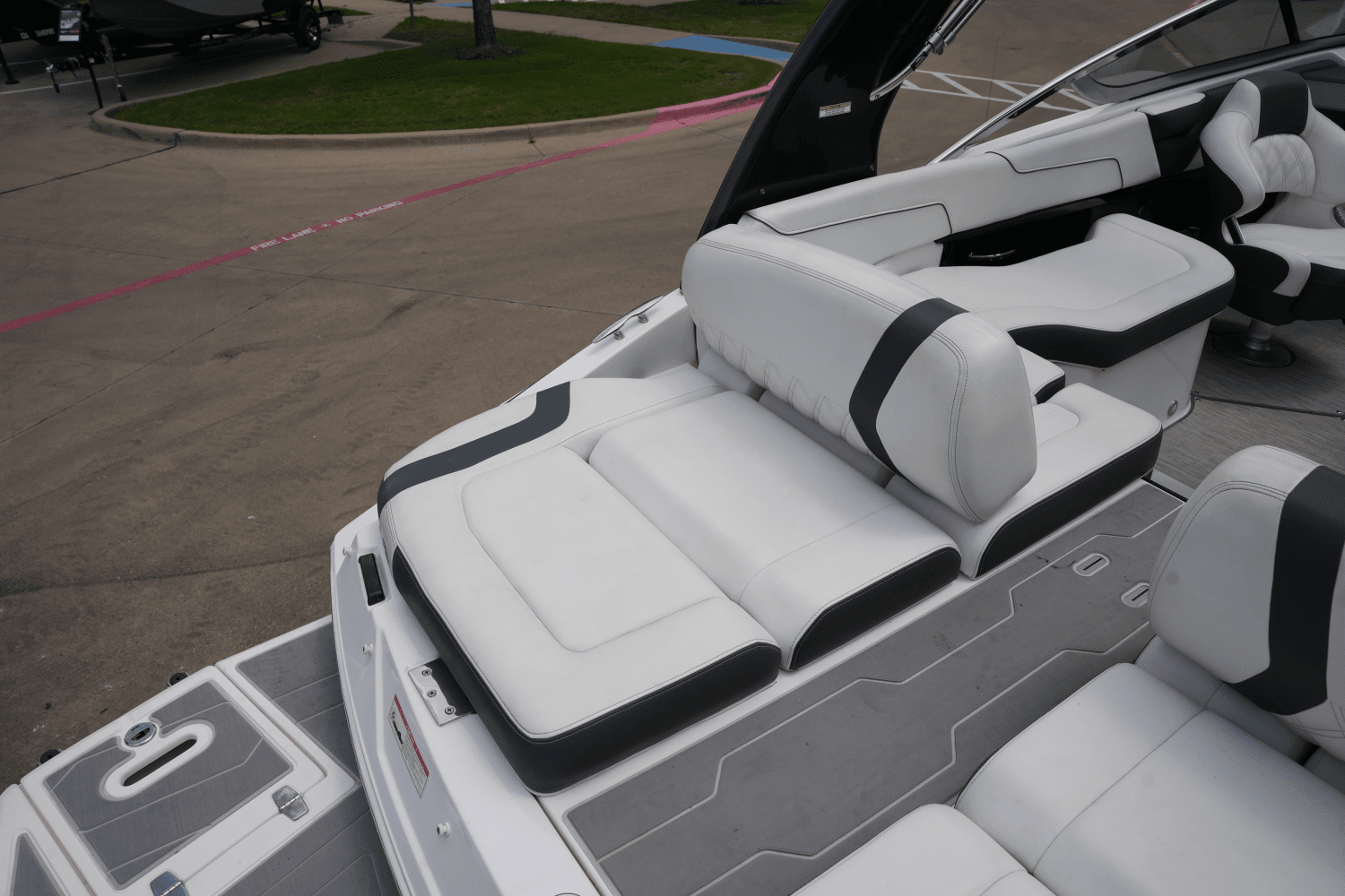 2019 Regal 2300 Image Thumbnail #6