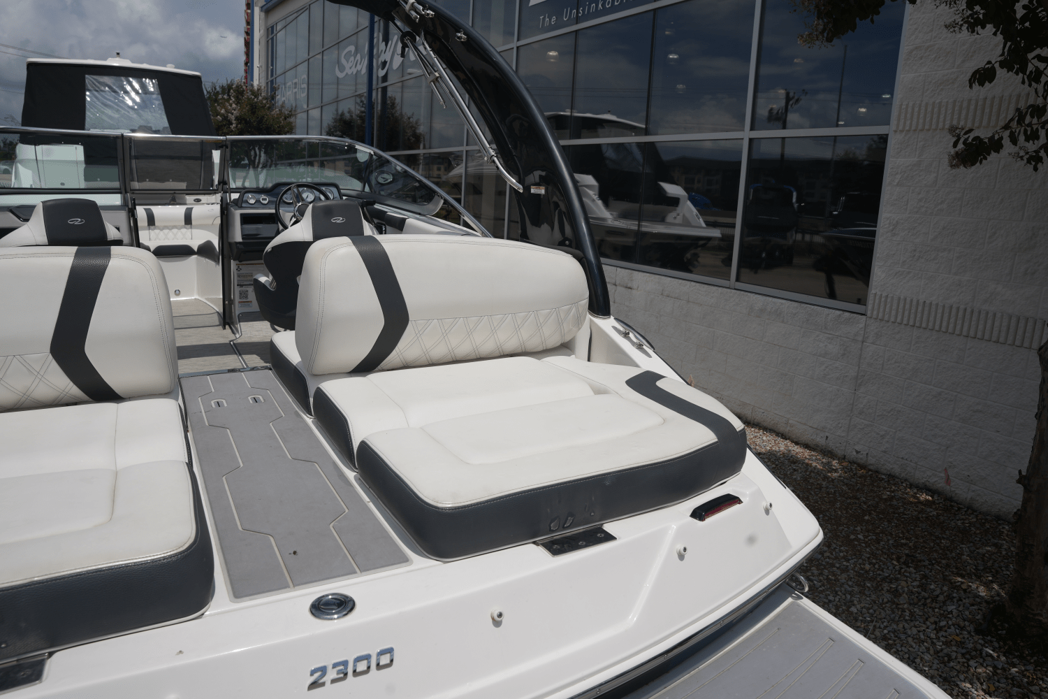 2019 Regal 2300 Image Thumbnail #6