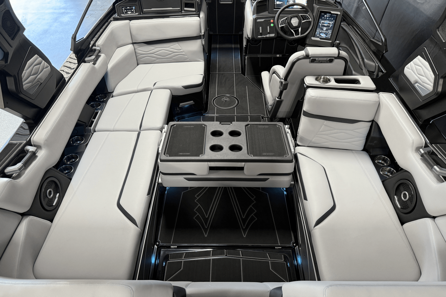 2025 Supra SA Image Thumbnail #39