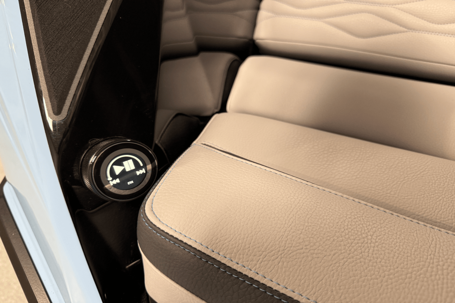 2025 Supra SA Image Thumbnail #23