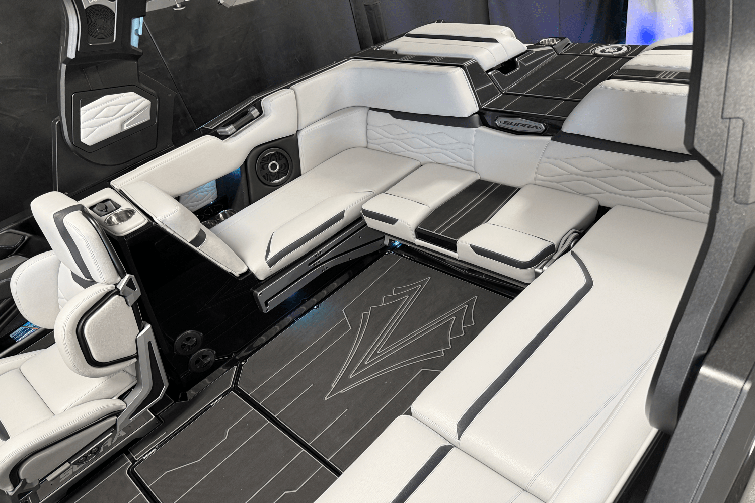 2025 Supra SA Image Thumbnail #10