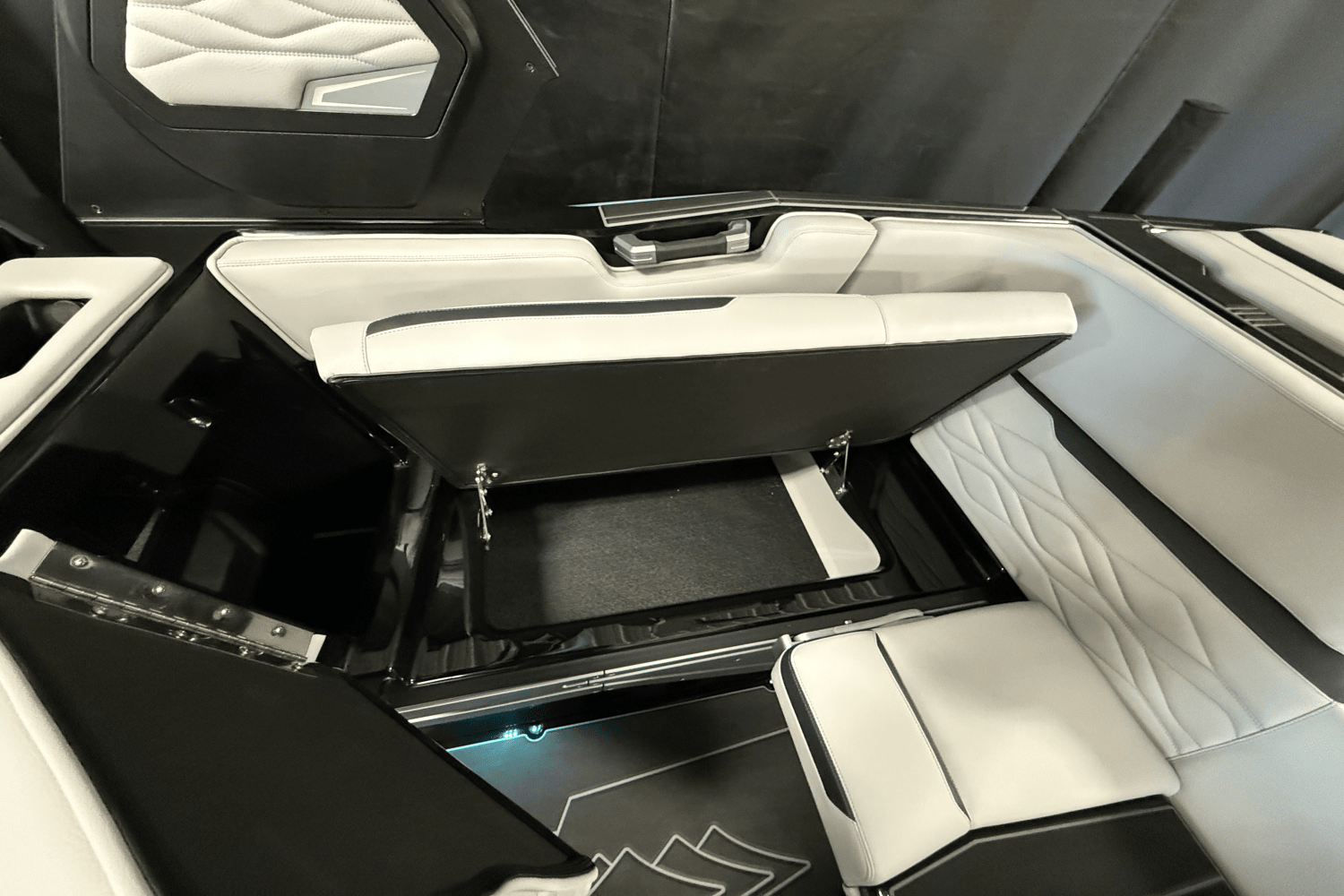 2025 Supra SA Image Thumbnail #46