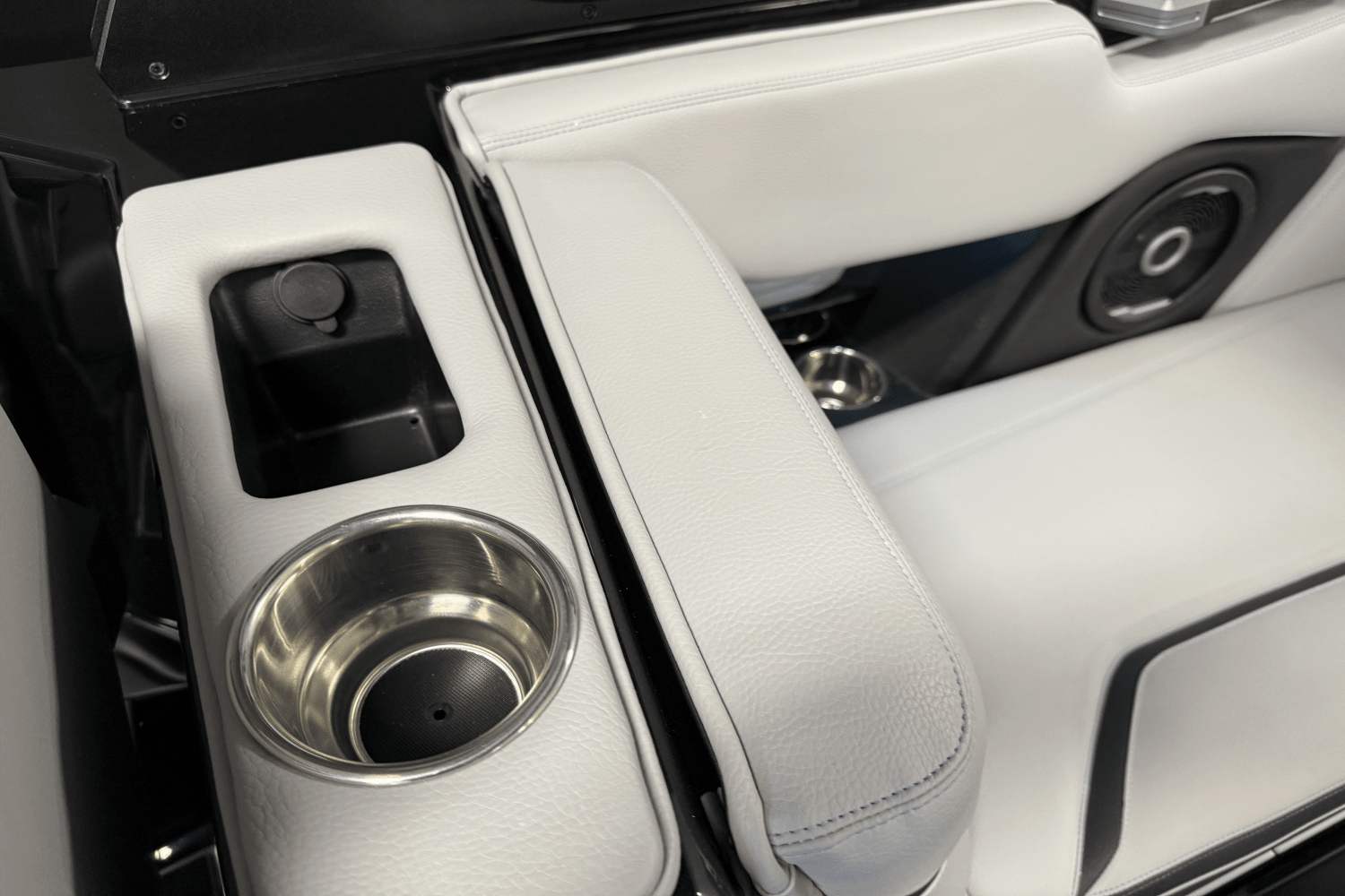2025 Supra SA Image Thumbnail #43