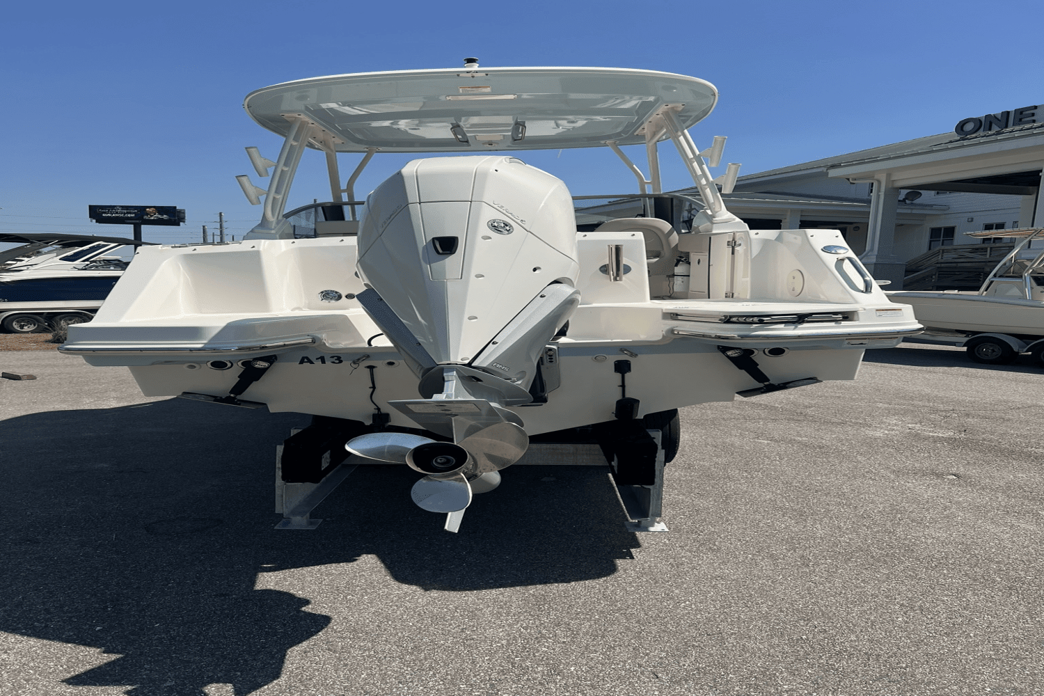 2022 Boston Whaler 240 VANTAGE Image Thumbnail #2