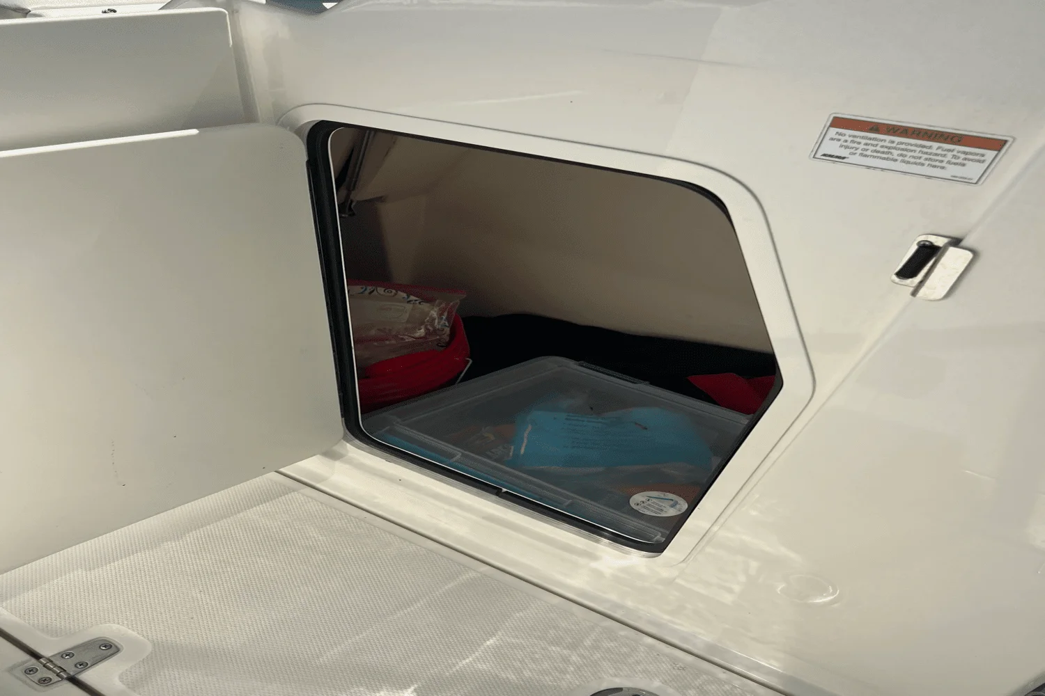 2022 Boston Whaler 240 VANTAGE Image Thumbnail #16