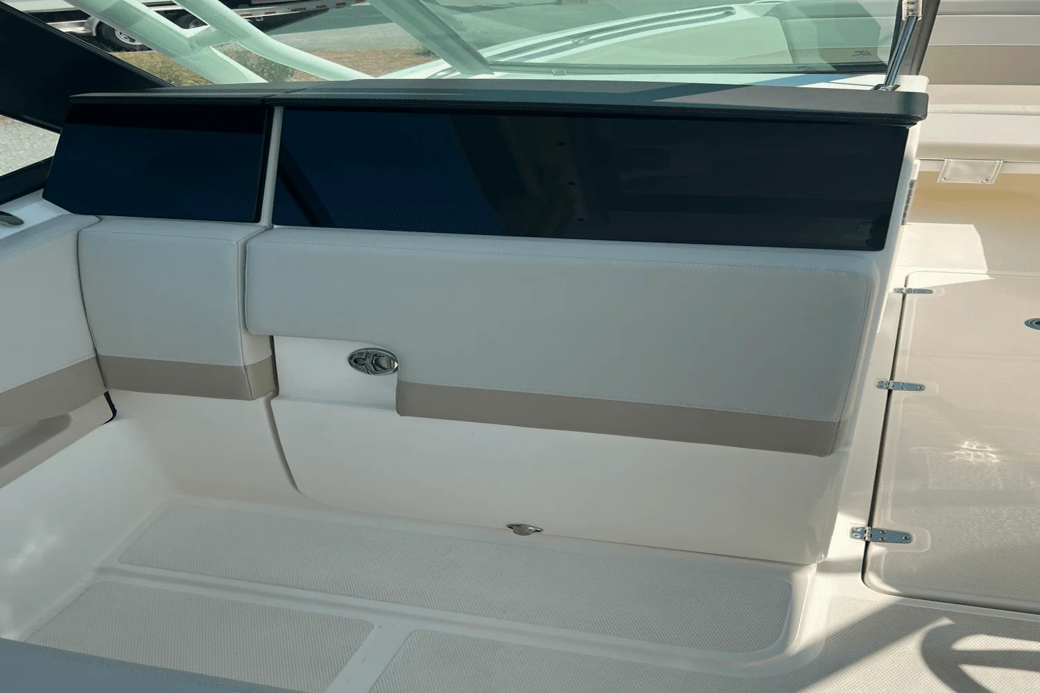 2022 Boston Whaler 240 VANTAGE Image Thumbnail #13